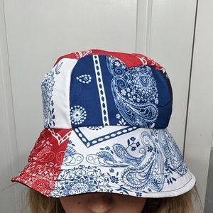bandana bucket hat!